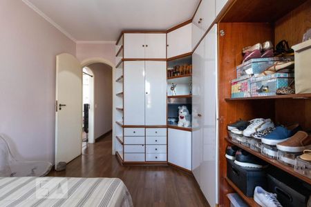 Casa à venda com 205m², 4 quartos e 2 vagas Casa à venda com 205m², 4 quartos e 2 vagasQuarto 3