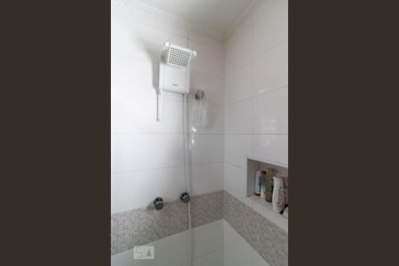 Casa à venda com 205m², 4 quartos e 2 vagas Casa à venda com 205m², 4 quartos e 2 vagasBanheiro da Suíte 1 - Chuveiro Elétrico