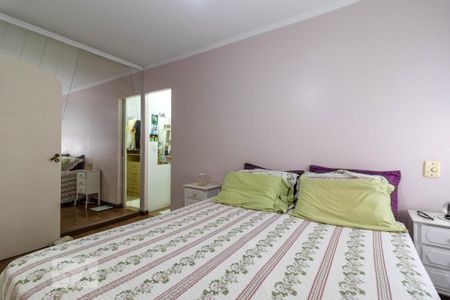 Casa à venda com 205m², 4 quartos e 2 vagas Casa à venda com 205m², 4 quartos e 2 vagasSuíte 1