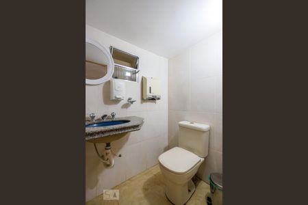 Casa à venda com 289m², 3 quartos e 3 vagas Casa à venda com 289m², 3 quartos e 3 vagasBanheiro 3