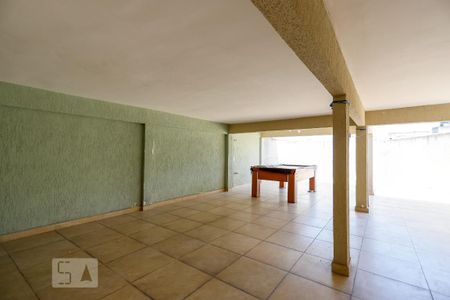 Casa à venda com 289m², 3 quartos e 3 vagas Casa à venda com 289m², 3 quartos e 3 vagasQuintal