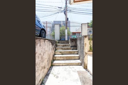 Casa à venda com 289m², 3 quartos e 3 vagas Casa à venda com 289m², 3 quartos e 3 vagasEscada Garagem