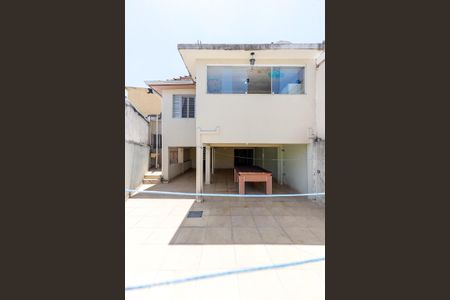 Casa à venda com 289m², 3 quartos e 3 vagas Casa à venda com 289m², 3 quartos e 3 vagasQuintal