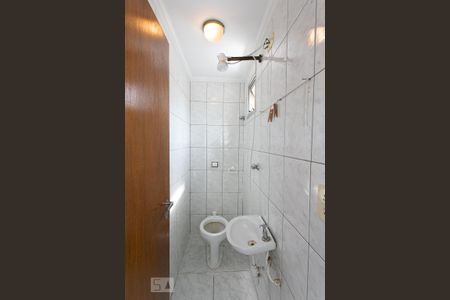 Apartamento à venda com 70m², 2 quartos e 1 vaga Apartamento à venda com 70m², 2 quartos e 1 vagaBanheiro de Serviço