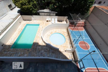 Apartamento à venda com 70m², 2 quartos e 1 vaga Apartamento à venda com 70m², 2 quartos e 1 vagaÁrea comum - Piscina e Quadra