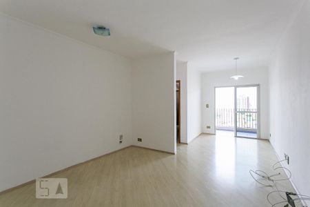 Apartamento à venda com 70m², 2 quartos e 1 vaga Apartamento à venda com 70m², 2 quartos e 1 vagaSala