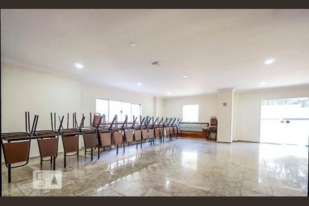 Apartamento à venda com 70m², 2 quartos e 1 vaga Apartamento à venda com 70m², 2 quartos e 1 vagaÁrea comum - Salão de festas