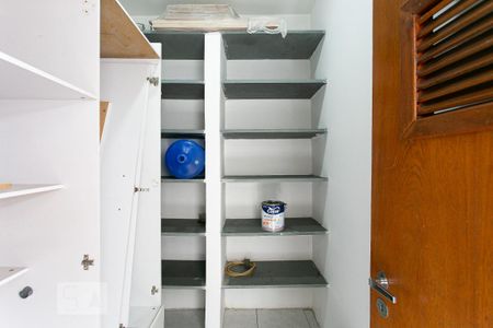 Apartamento à venda com 70m², 2 quartos e 1 vaga Apartamento à venda com 70m², 2 quartos e 1 vagaQuarto de Serviço