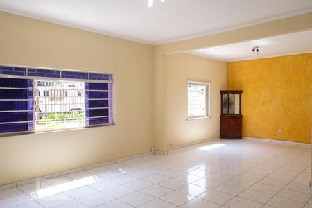 Casa para alugar com 460m², 5 quartos e 2 vagas