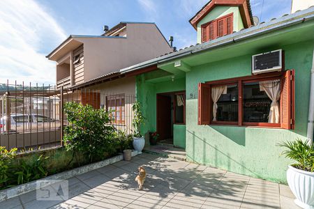 Casa à venda com 103m², 3 quartos e 1 vagaFachada