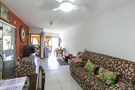 Sala de casa à venda com 3 quartos, 103m² em Hípica, Porto Alegre