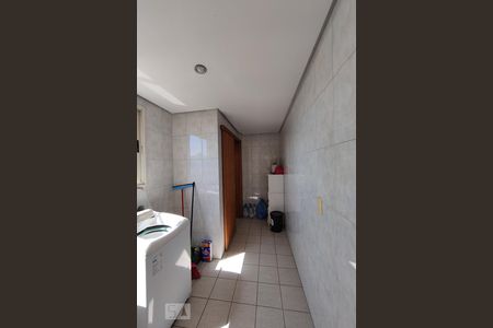 Apartamento à venda com 342m², 3 quartos e 2 vagas Apartamento à venda com 342m², 3 quartos e 2 vagas Área de Serviço