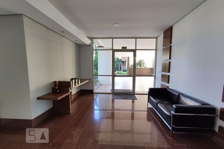Apartamento à venda com 342m², 3 quartos e 2 vagas Apartamento à venda com 342m², 3 quartos e 2 vagasHall de Entrada