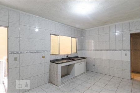 Cozinha de casa para alugar com 1 quarto, 20m² em Montanhão, São Bernardo do Campo