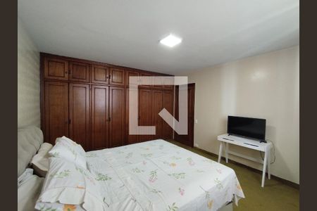 Suíte de apartamento para alugar com 5 quartos, 229m² em Aclimação, São Paulo