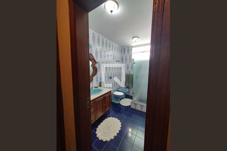 Apartamento à venda com 229m², 5 quartos e 3 vagasBanheiro da Suíte