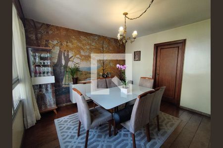 Apartamento à venda com 229m², 5 quartos e 3 vagasCopa