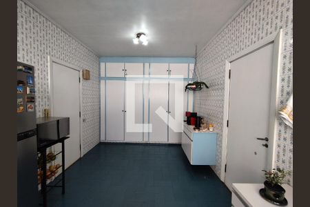 Apartamento à venda com 229m², 5 quartos e 3 vagasCozinha - Armários