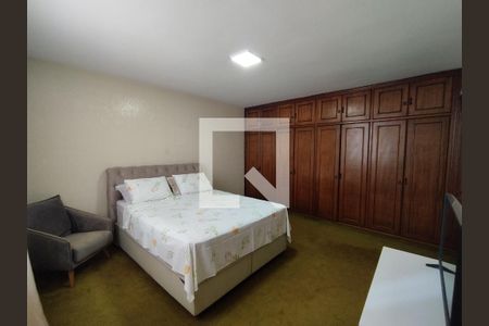 Suíte de apartamento para alugar com 5 quartos, 229m² em Aclimação, São Paulo