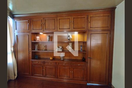 Apartamento à venda com 229m², 5 quartos e 3 vagasCopa