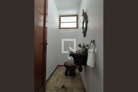 Apartamento à venda com 229m², 5 quartos e 3 vagasLavabo