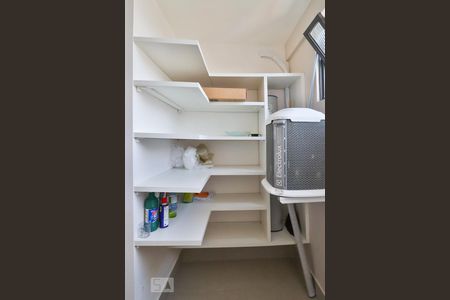 Apartamento à venda com 58m², 1 quarto e sem vagaÁrea de Serviço