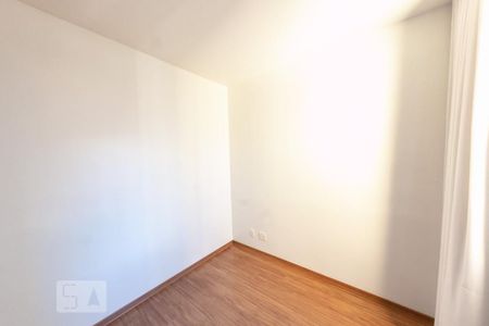 Quarto de apartamento para alugar com 1 quarto, 60m² em Estoril, Belo Horizonte