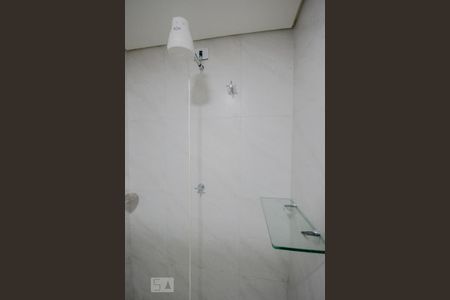 Banheiro de apartamento à venda com 2 quartos, 80m² em Vila Medeiros, São Paulo