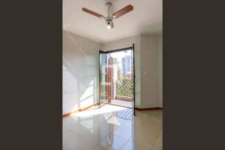 Suíte de casa à venda com 4 quartos, 150m² em Parque Vitória, São Paulo