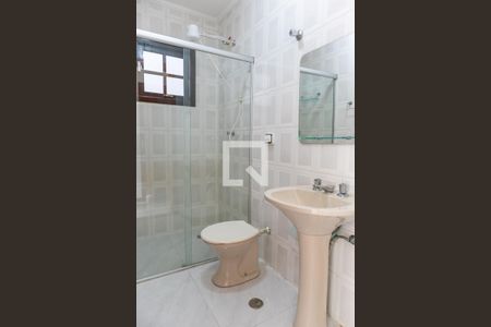 Casa à venda com 150m², 4 quartos e 3 vagasBanheiro da suíte