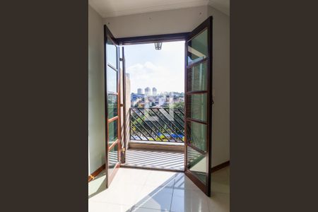 Varanda de casa à venda com 4 quartos, 150m² em Parque Vitória, São Paulo