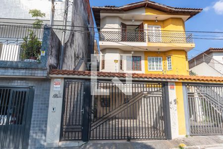 Casa à venda com 150m², 4 quartos e 3 vagasFachada