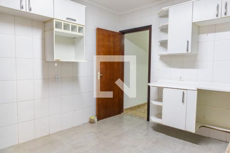 Casa à venda com 150m², 4 quartos e 3 vagasCozinha