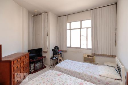 Quarto 1 de apartamento para alugar com 2 quartos, 56m² em Méier, Rio de Janeiro