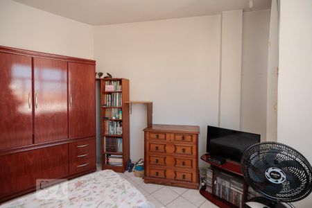 Quarto 1 de apartamento para alugar com 2 quartos, 56m² em Méier, Rio de Janeiro