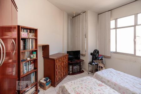 Quarto 1 de apartamento para alugar com 2 quartos, 56m² em Méier, Rio de Janeiro
