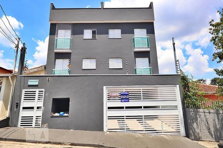 Apartamento para alugar com 52m², 2 quartos e 1 vagaFachada