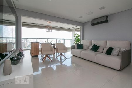 Sala de apartamento à venda com 3 quartos, 127m² em Tatuapé, São Paulo