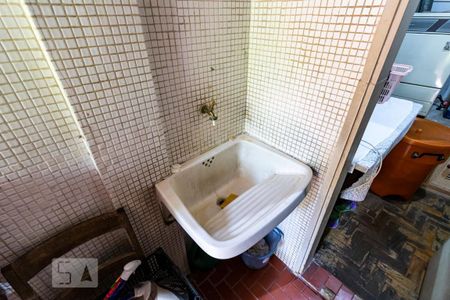 Casa para alugar com 380m², 5 quartos e 2 vagas1o. Andar - Área de serviço