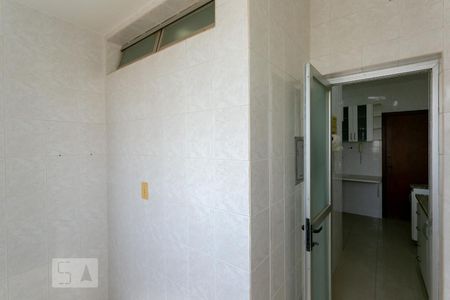 Apartamento para alugar com 86m², 3 quartos e 1 vagaÁrea de Serviço