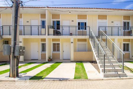 Casa de condomínio à venda com 50m², 2 quartos e 1 vagaGaragem