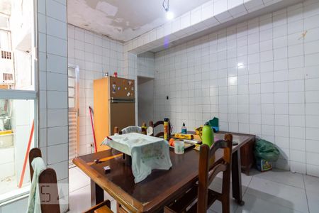 Casa à venda com 200m², 5 quartos e 2 vagas Casa à venda com 200m², 5 quartos e 2 vagasCozinha