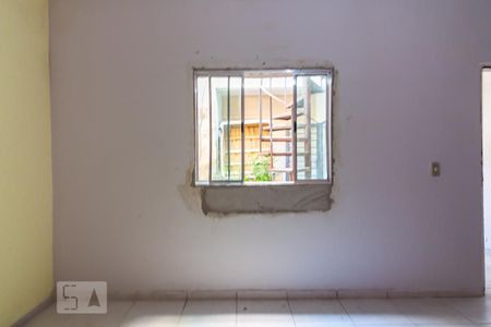 Casa à venda com 200m², 5 quartos e 2 vagas Casa à venda com 200m², 5 quartos e 2 vagasQuarto 2