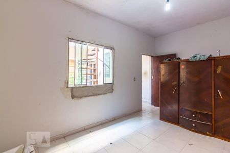 Casa à venda com 200m², 5 quartos e 2 vagas Casa à venda com 200m², 5 quartos e 2 vagasQuarto 2