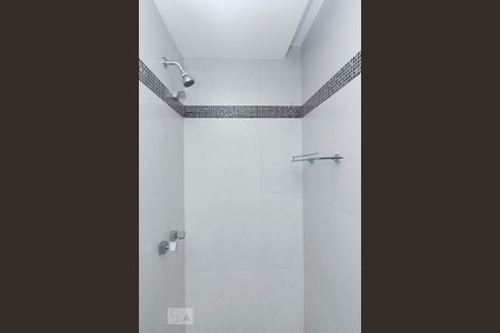 Apartamento para alugar com 78m², 2 quartos e 2 vagas Apartamento para alugar com 78m², 2 quartos e 2 vagasBanheiro Corredor