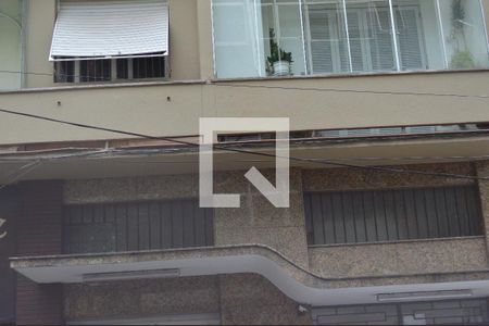 Apartamento para alugar com 135m², 3 quartos e sem vagaFachada