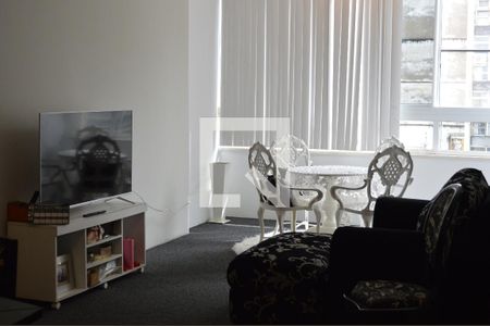 Apartamento para alugar com 135m², 3 quartos e sem vagaSala