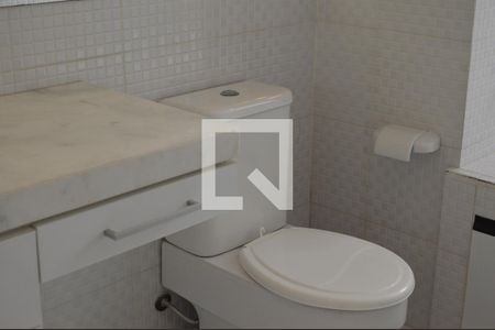 Apartamento para alugar com 135m², 3 quartos e sem vagaBanheiro