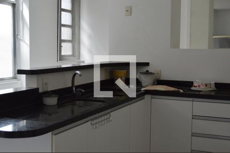 Apartamento para alugar com 135m², 3 quartos e sem vagaCozinha