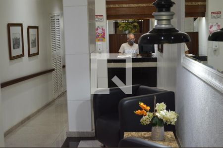 Apartamento para alugar com 135m², 3 quartos e sem vagaRecepção